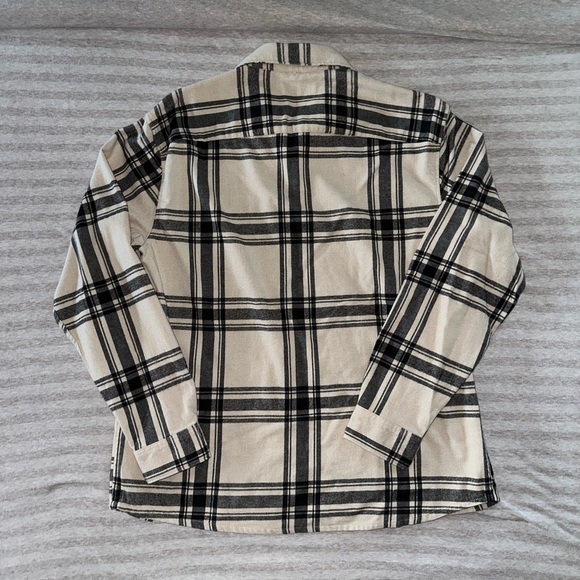 Men’s Abercrombie & Fitch Flannel - Picture 5 of 6